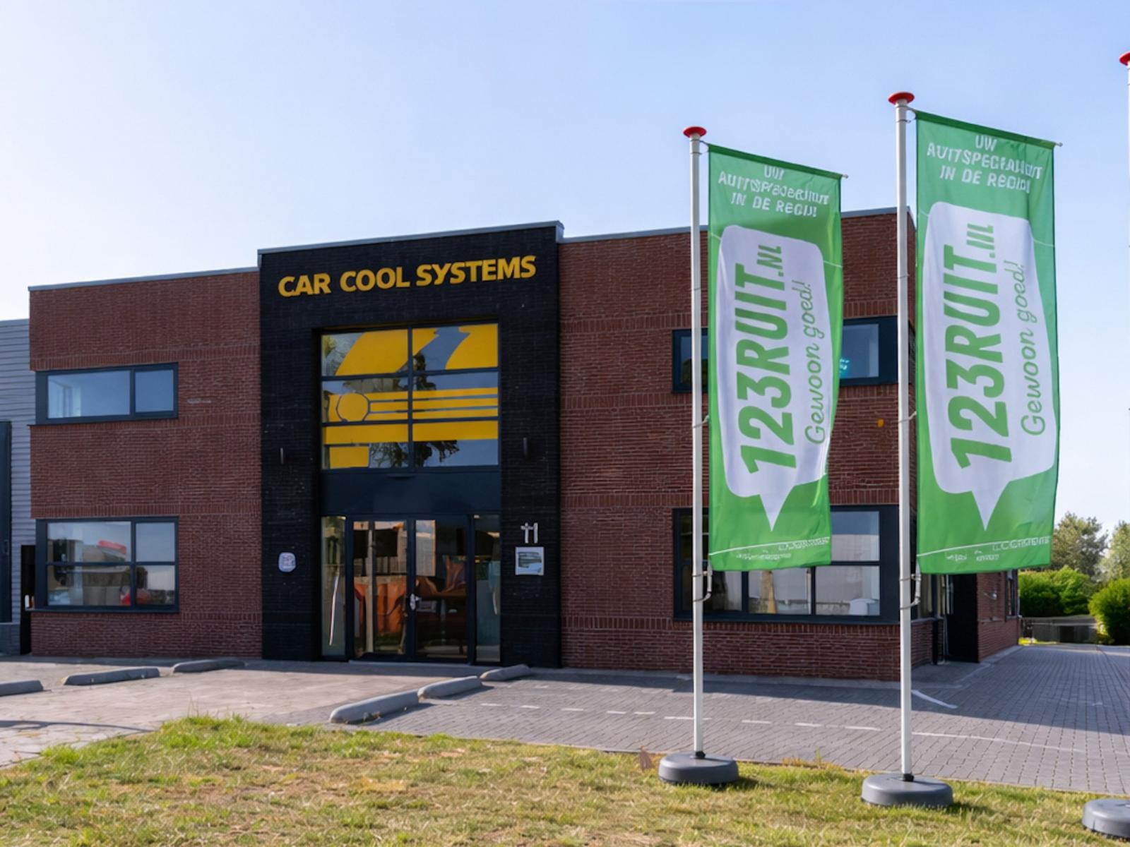 CCS autoruitreparatie Uden 